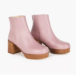 Intentionally Blank Leather Speed Platform Boots - Lilac